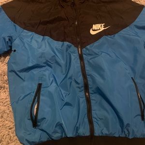 COPY - Blue and black Nike windbreaker